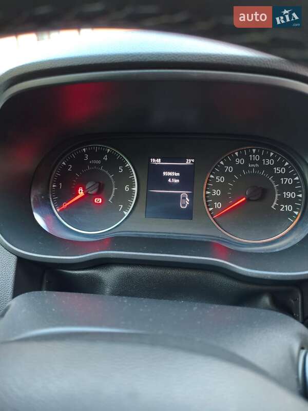 Позашляховик / Кросовер Renault Duster 2018 в Ужгороді