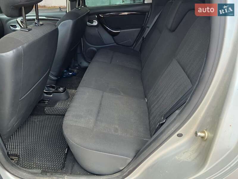 Внедорожник / Кроссовер Renault Duster 2011 в Житомире