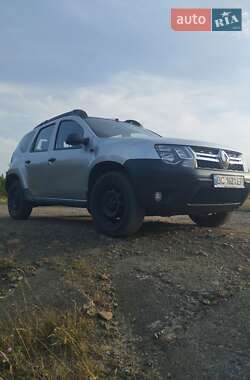 Позашляховик / Кросовер Renault Duster 2015 в Львові