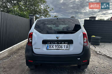 Внедорожник / Кроссовер Renault Duster 2013 в 