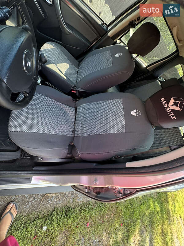 Позашляховик / Кросовер Renault Duster 2016 в Гадячі фото 17 Позашляховик / Кросовер Renault Duster 2016 в Гадячі