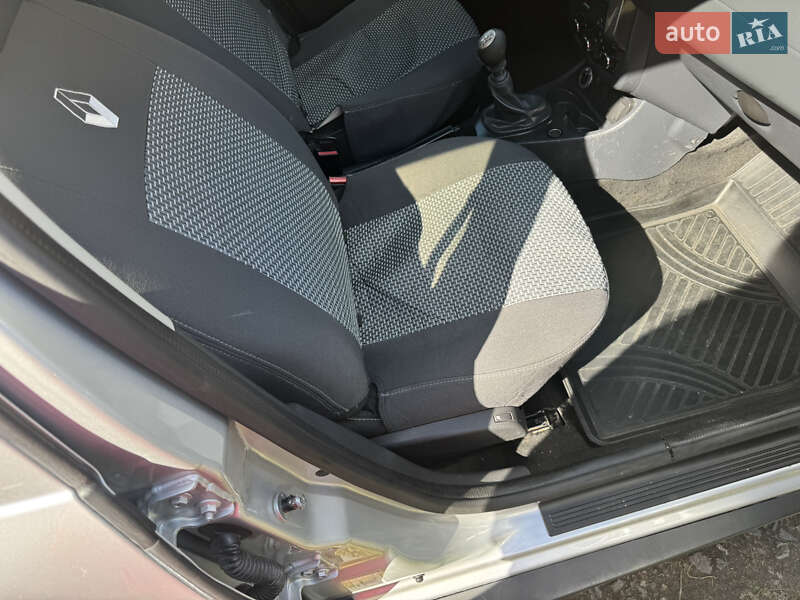 Позашляховик / Кросовер Renault Duster 2016 в Гадячі фото 22 Позашляховик / Кросовер Renault Duster 2016 в Гадячі