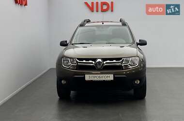 Внедорожник / Кроссовер Renault Duster 2017 в 