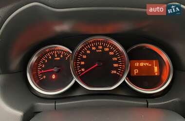 Внедорожник / Кроссовер Renault Duster 2017 в 