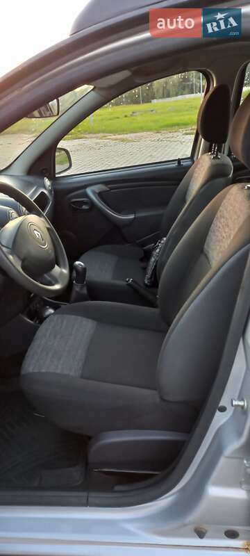 Внедорожник / Кроссовер Renault Duster 2013 в Львове