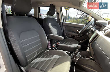 Внедорожник / Кроссовер Renault Duster 2023 в 