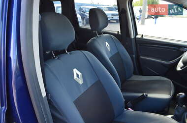 Внедорожник / Кроссовер Renault Duster 2012 в 