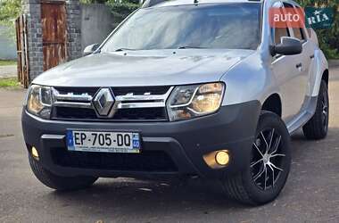 Внедорожник / Кроссовер Renault Duster 2015 в 