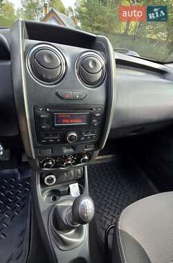 Внедорожник / Кроссовер Renault Duster 2015 в 