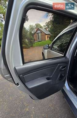 Внедорожник / Кроссовер Renault Duster 2015 в 