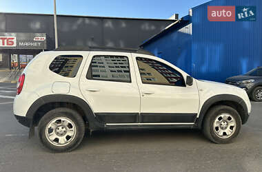 Внедорожник / Кроссовер Renault Duster 2012 в 