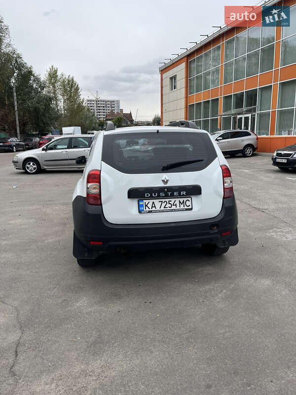 Внедорожник / Кроссовер Renault Duster 2015 в Софиевской Борщаговке