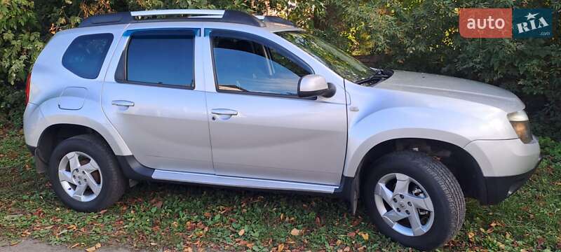 Внедорожник / Кроссовер Renault Duster 2010 в Полтаве