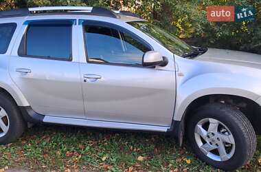 Внедорожник / Кроссовер Renault Duster 2010 в 