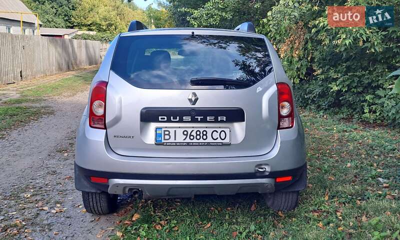 Внедорожник / Кроссовер Renault Duster 2010 в Полтаве