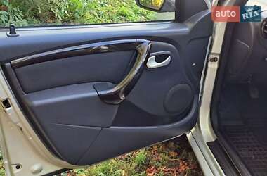 Внедорожник / Кроссовер Renault Duster 2010 в 