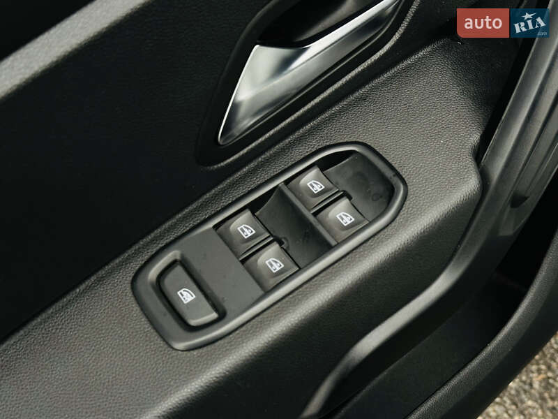 Позашляховик / Кросовер Renault Duster 2022 в Харкові фото 27 Позашляховик / Кросовер Renault Duster 2022 в Харкові