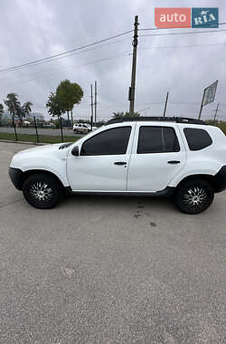 Внедорожник / Кроссовер Renault Duster 2017 в 