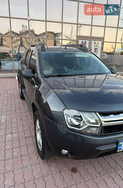 Внедорожник / Кроссовер Renault Duster 2017 в 