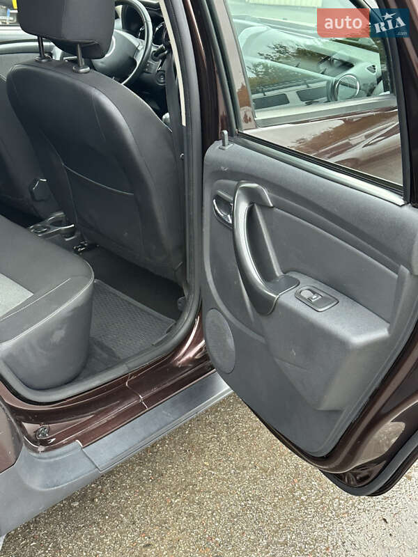 Позашляховик / Кросовер Renault Duster 2016 в Долині фото 22 Позашляховик / Кросовер Renault Duster 2016 в Долині