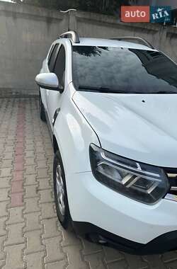 Внедорожник / Кроссовер Renault Duster 2023 в 