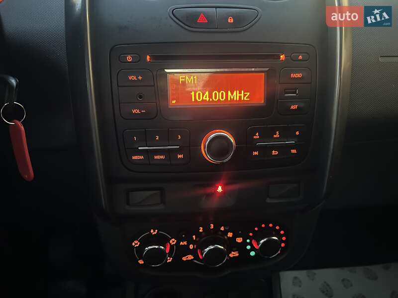 Внедорожник / Кроссовер Renault Duster 2016 в Киеве