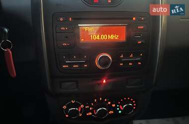 Позашляховик / Кросовер Renault Duster 2016 в  фото 22 Позашляховик / Кросовер Renault Duster 2016 в