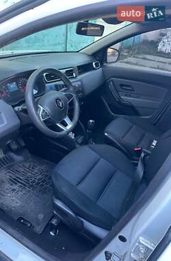 Внедорожник / Кроссовер Renault Duster 2021 в 