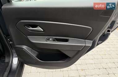 Внедорожник / Кроссовер Renault Duster 2023 в 