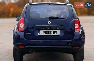 Внедорожник / Кроссовер Renault Duster 2010 в 