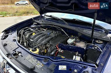 Внедорожник / Кроссовер Renault Duster 2010 в 