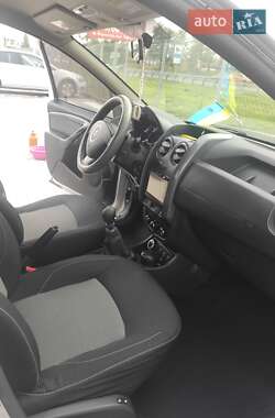 Внедорожник / Кроссовер Renault Duster 2016 в 