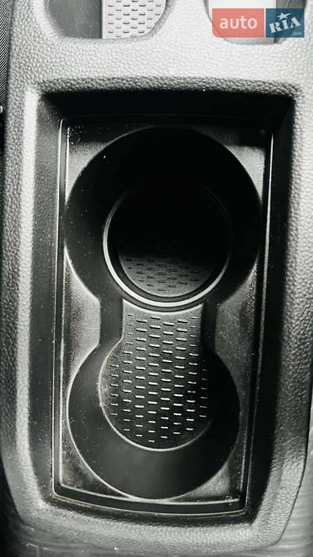 Внедорожник / Кроссовер Renault Duster 2020 в Киеве фото 25 Внедорожник / Кроссовер Renault Duster 2020 в Киеве