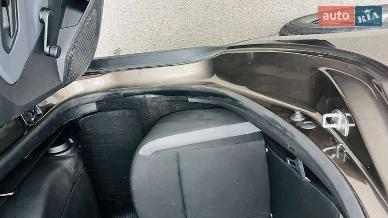Внедорожник / Кроссовер Renault Duster 2020 в Киеве фото 59 Внедорожник / Кроссовер Renault Duster 2020 в Киеве