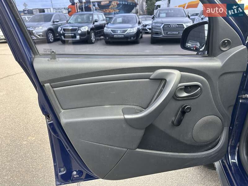 Позашляховик / Кросовер Renault Duster 2013 в Києві фото 12 Позашляховик / Кросовер Renault Duster 2013 в Києві