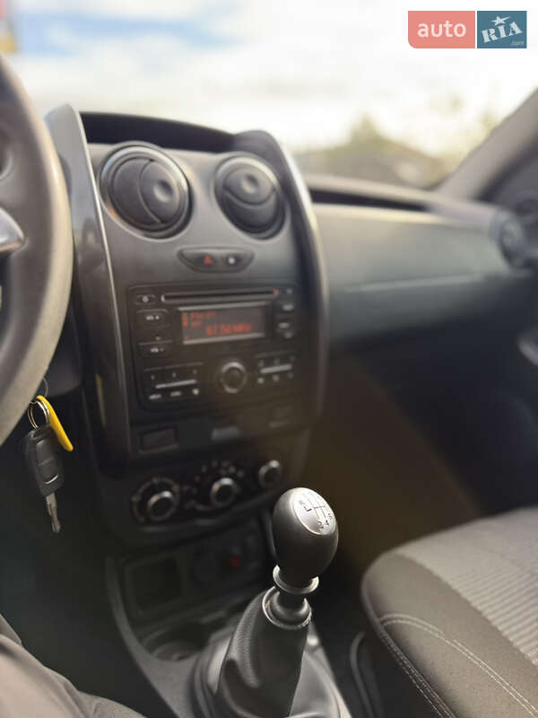 Внедорожник / Кроссовер Renault Duster 2017 в Одессе