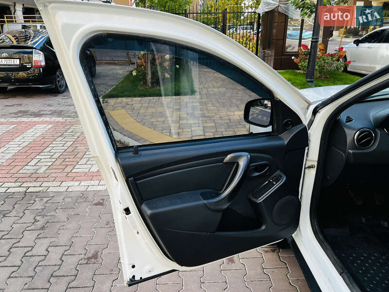 Внедорожник / Кроссовер Renault Duster 2016 в Киеве фото 16 Внедорожник / Кроссовер Renault Duster 2016 в Киеве