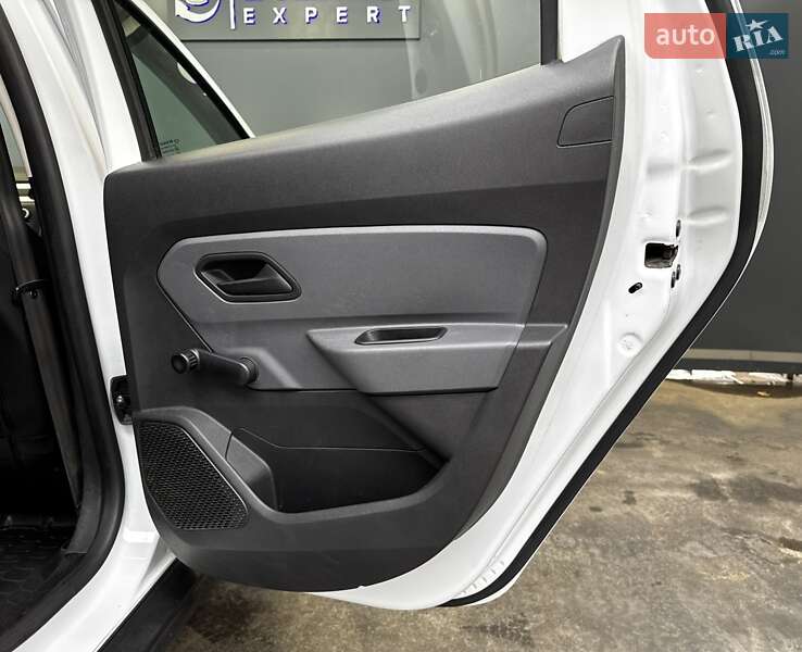 Позашляховик / Кросовер Renault Duster 2021 в Києві фото 39 Позашляховик / Кросовер Renault Duster 2021 в Києві