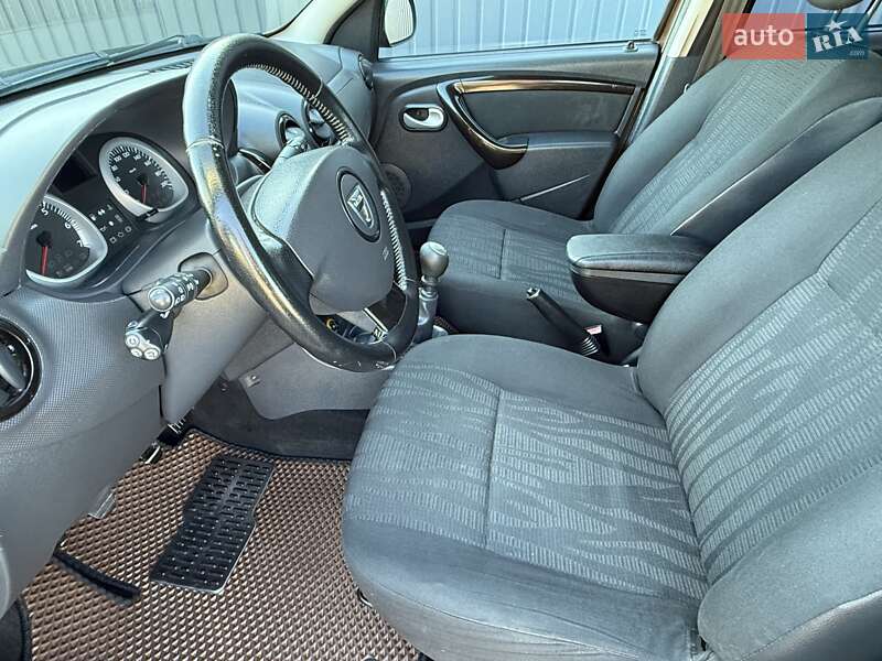 Внедорожник / Кроссовер Renault Duster 2010 в Борисполе фото 47 Внедорожник / Кроссовер Renault Duster 2010 в Борисполе