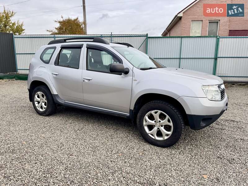 Внедорожник / Кроссовер Renault Duster 2011 в Сумах