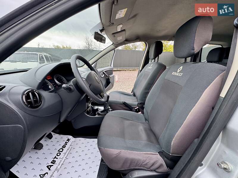 Внедорожник / Кроссовер Renault Duster 2011 в Сумах