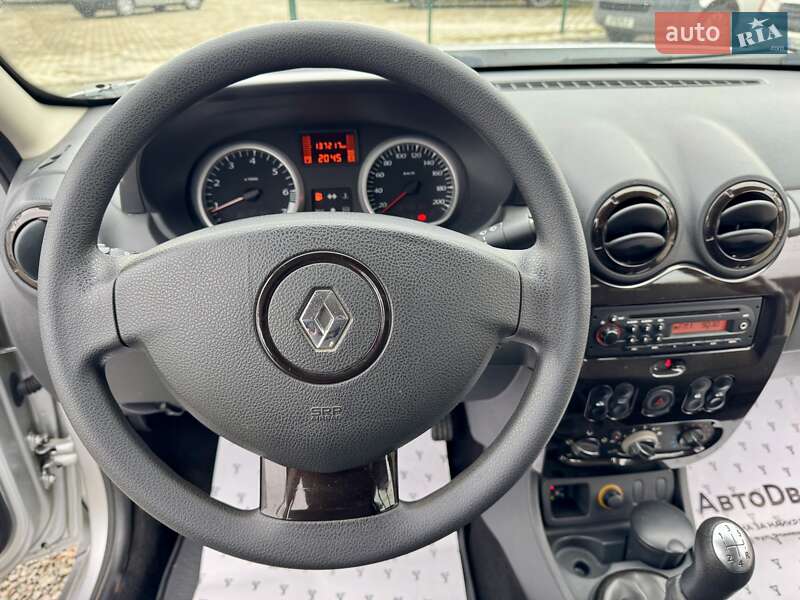 Внедорожник / Кроссовер Renault Duster 2011 в Сумах