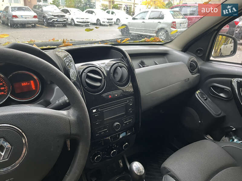 Внедорожник / Кроссовер Renault Duster 2015 в Софиевской Борщаговке