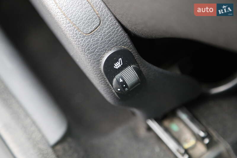 Внедорожник / Кроссовер Renault Duster 2016 в Харькове фото 19 Внедорожник / Кроссовер Renault Duster 2016 в Харькове