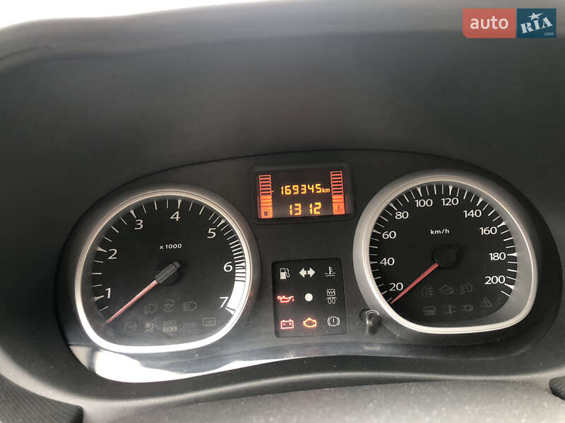 Позашляховик / Кросовер Renault Duster 2013 в Львові