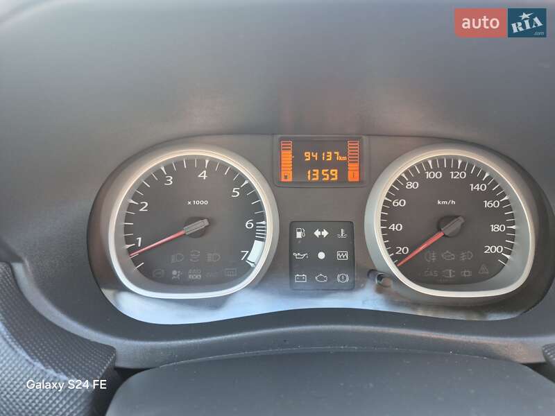 Внедорожник / Кроссовер Renault Duster 2011 в Моршине фото 10 Внедорожник / Кроссовер Renault Duster 2011 в Моршине