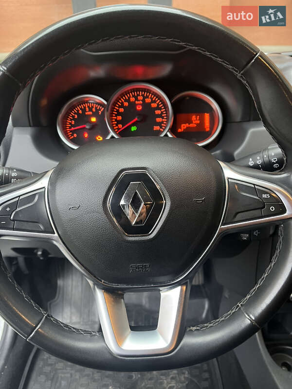 Внедорожник / Кроссовер Renault Duster 2017 в Днепре фото 4 Внедорожник / Кроссовер Renault Duster 2017 в Днепре