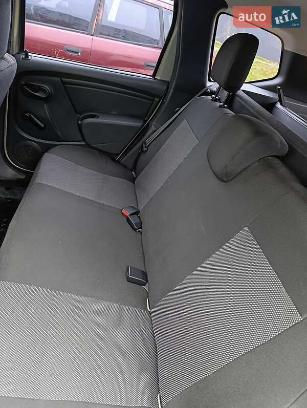 Позашляховик / Кросовер Renault Duster 2012 в Києві фото 13 Позашляховик / Кросовер Renault Duster 2012 в Києві