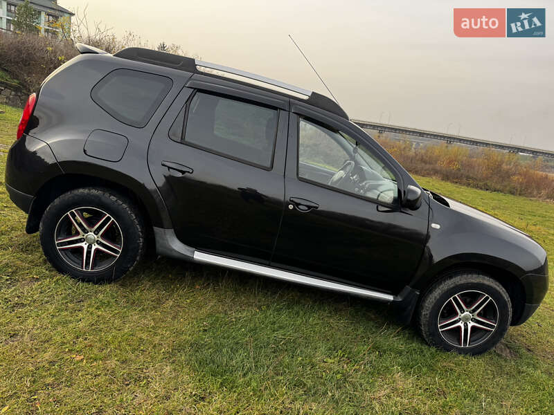 Внедорожник / Кроссовер Renault Duster 2012 в Каменец-Подольском фото 14 Внедорожник / Кроссовер Renault Duster 2012 в Каменец-Подольском