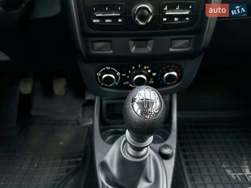 Внедорожник / Кроссовер Renault Duster 2017 в Запорожье фото 27 Внедорожник / Кроссовер Renault Duster 2017 в Запорожье